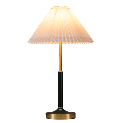 Lampe de table plissée moderne