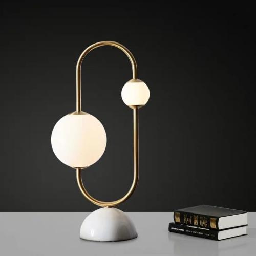 Lampe de bureau globe à deux lumières